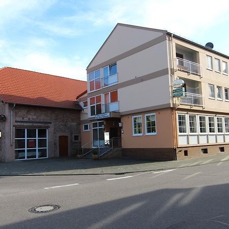 Hotel Landgasthof Zur Alten Scheune Цвайбрюккен Екстер'єр фото